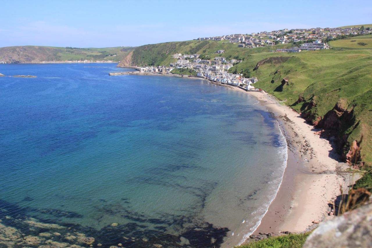 Bellevue Holiday Cottage Gardenstown ภายนอก รูปภาพ
